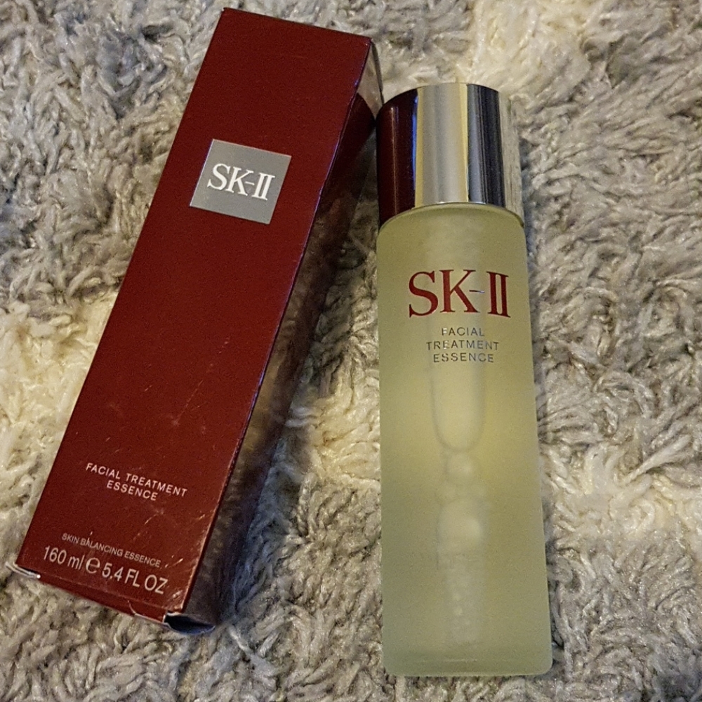 SK 2 Facial Treatment Essence